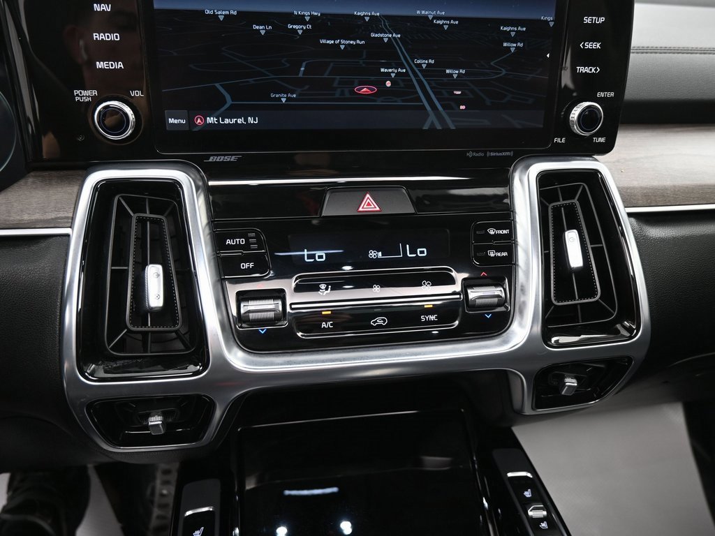 Used 2022 Kia Sorento SX Prestige image 13