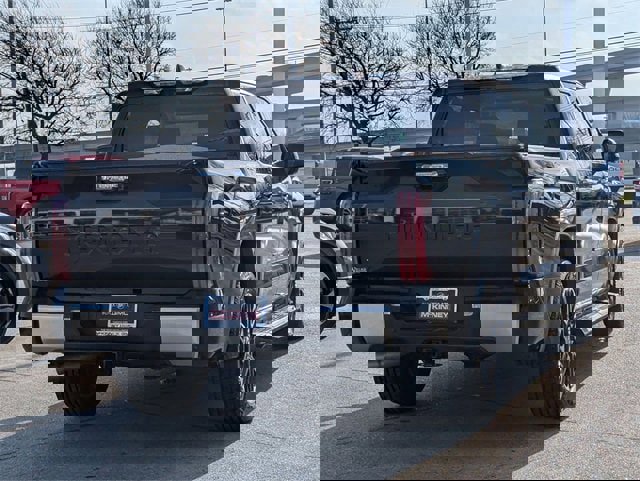 Used 2023 Toyota Tundra Limited image 4