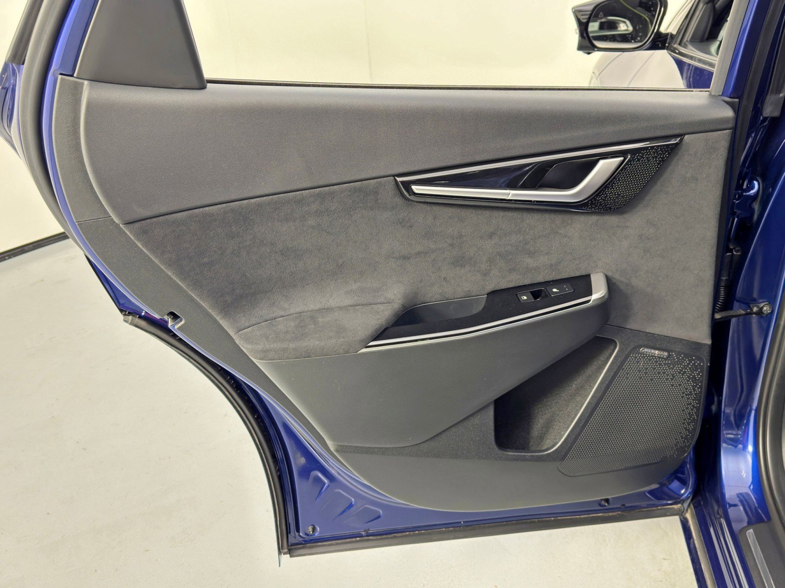 Used 2023 Kia EV6 GT image 44