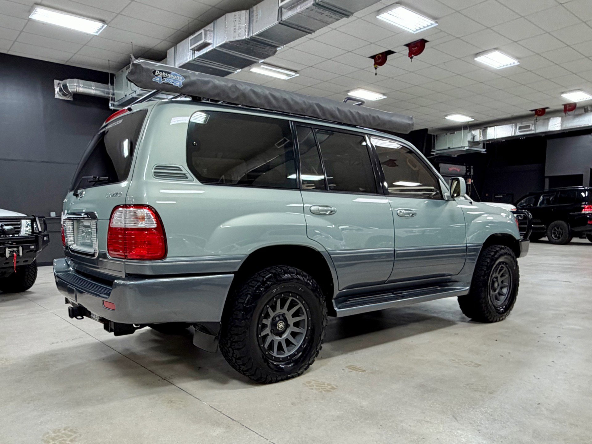 Used 2003 Lexus LX 470 4WD image 7