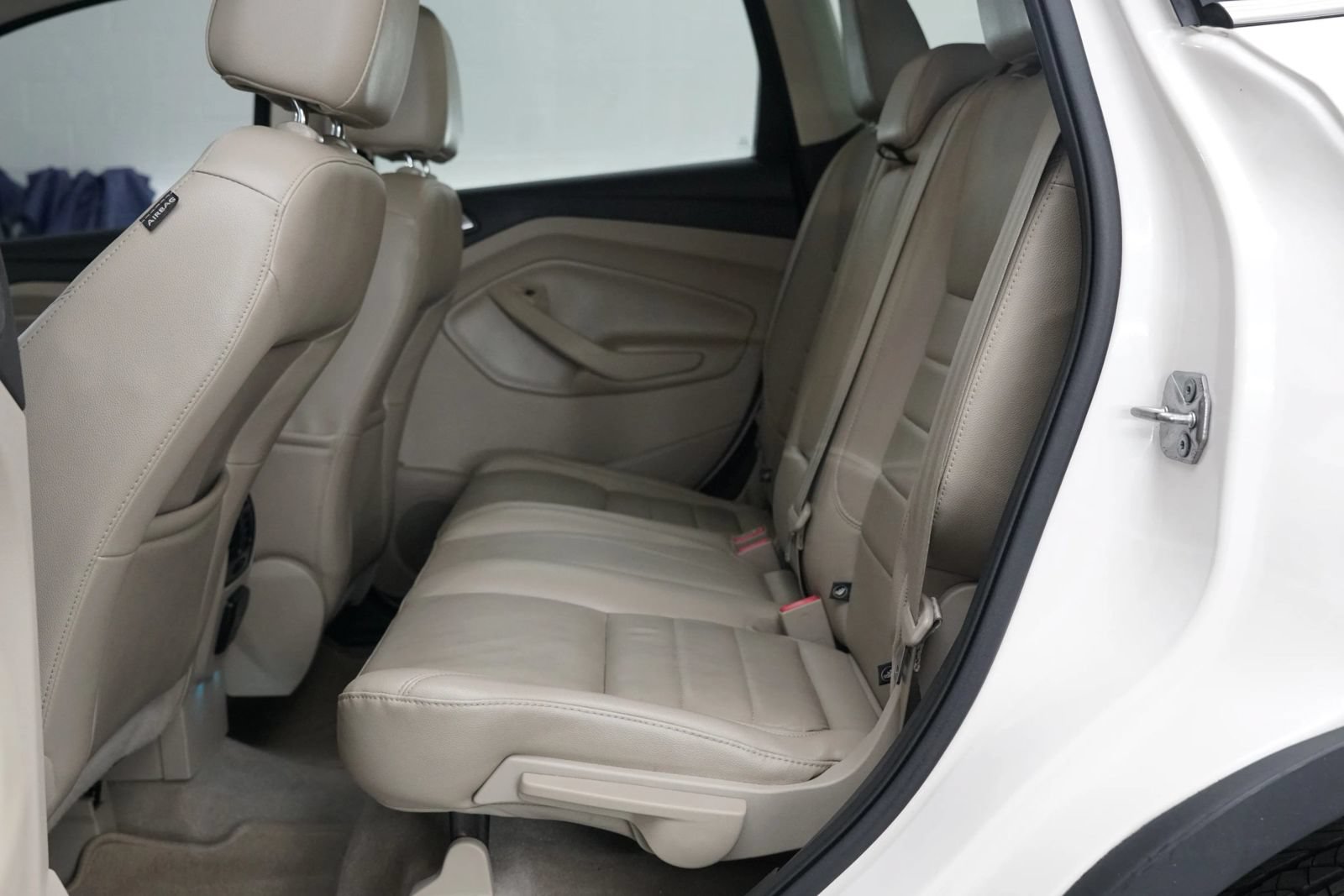 Used 2015 Ford Escape Titanium w/ Equipment Group 301A FWD image 31
