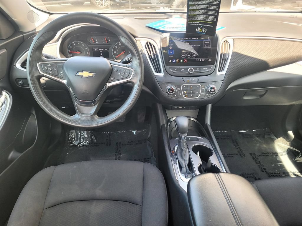 Used 2023 Chevrolet Malibu LT FWD image 12
