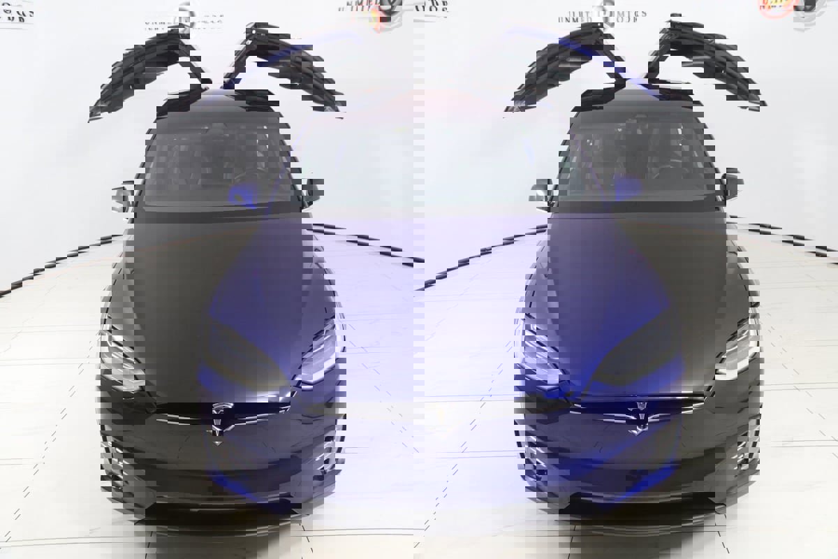 Used 2019 Tesla Model X 75D image 69