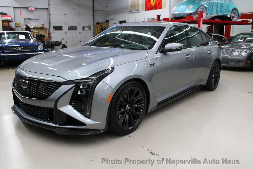 Used 2026 Cadillac CT5 V Blackwing w/ Carbon Fiber 2 Package RWD image 3