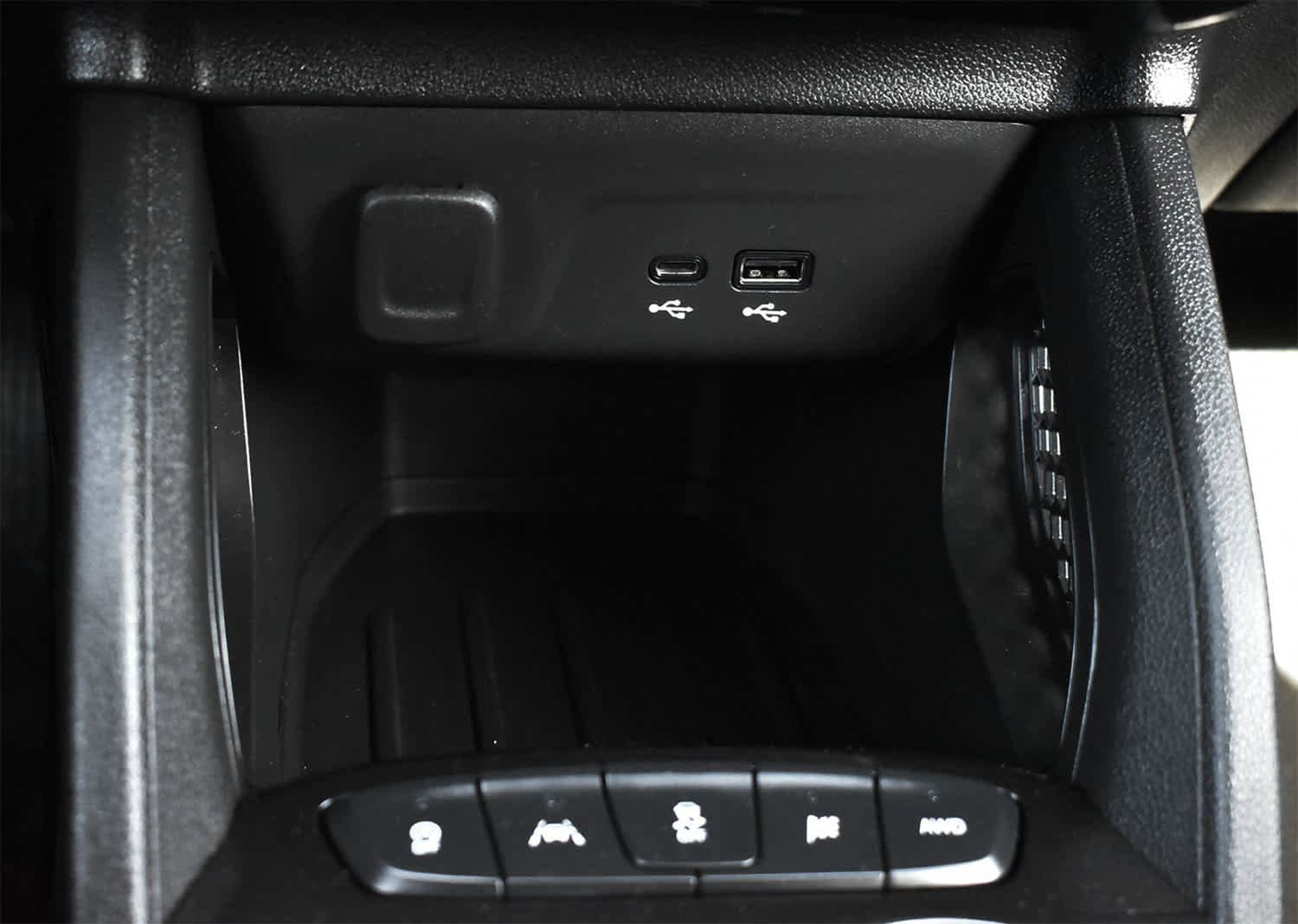 Used 2024 Chevrolet TrailBlazer ACTIV w/ Driver Confidence Package image 19