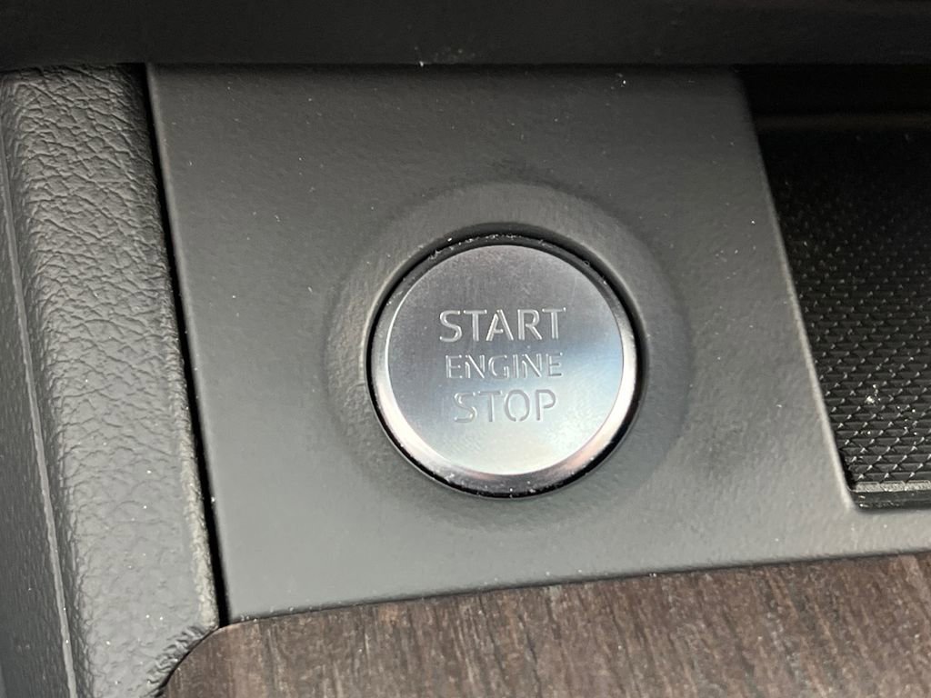 Used 2024 Audi Q5 2.0T Premium w/ Convenience Package image 29