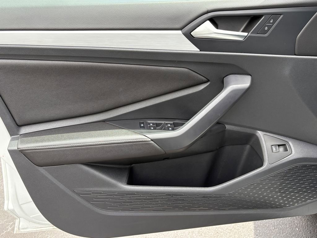 Used 2025 Volkswagen Jetta Sport FWD image 10