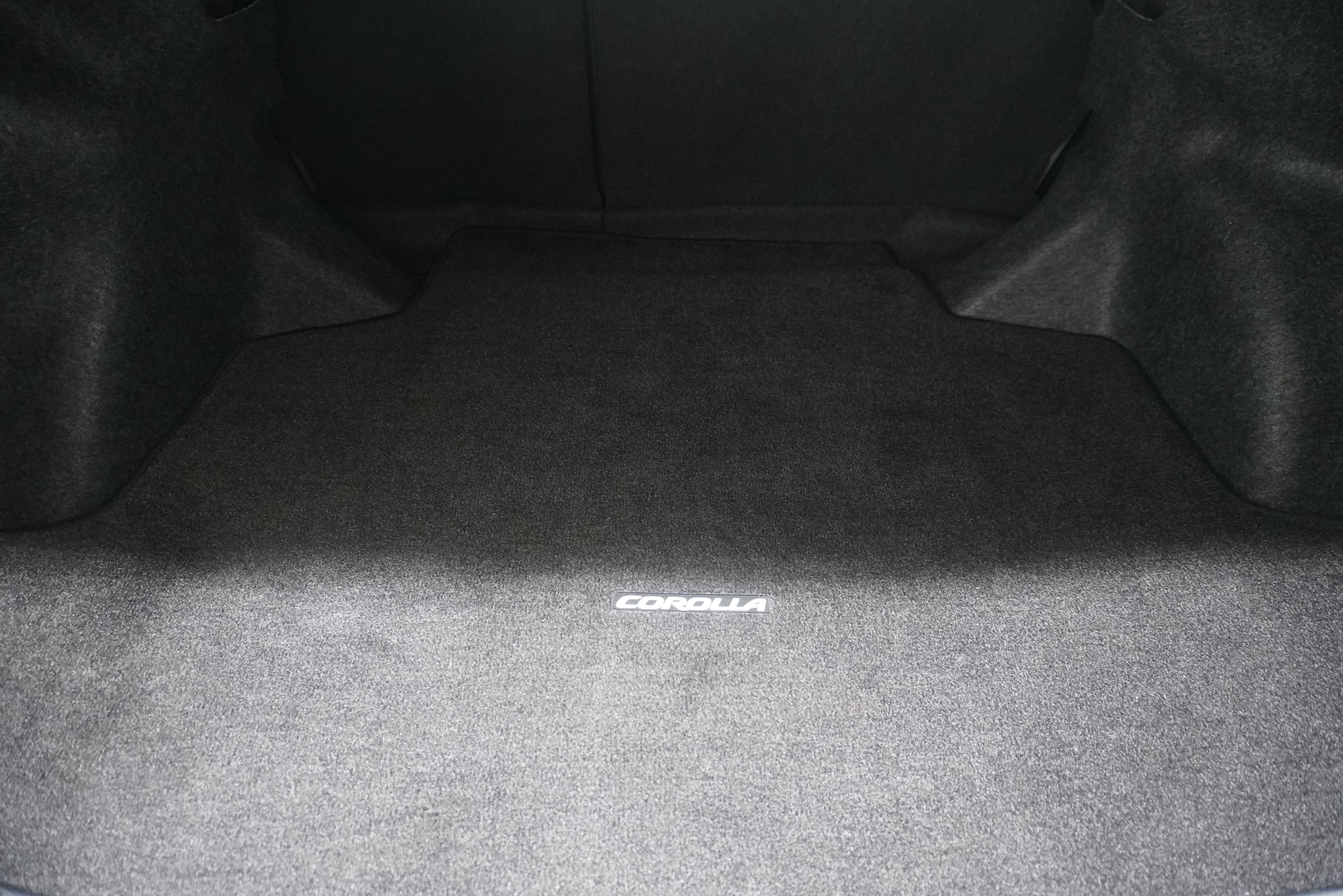 Used 2017 Toyota Corolla LE FWD image 23