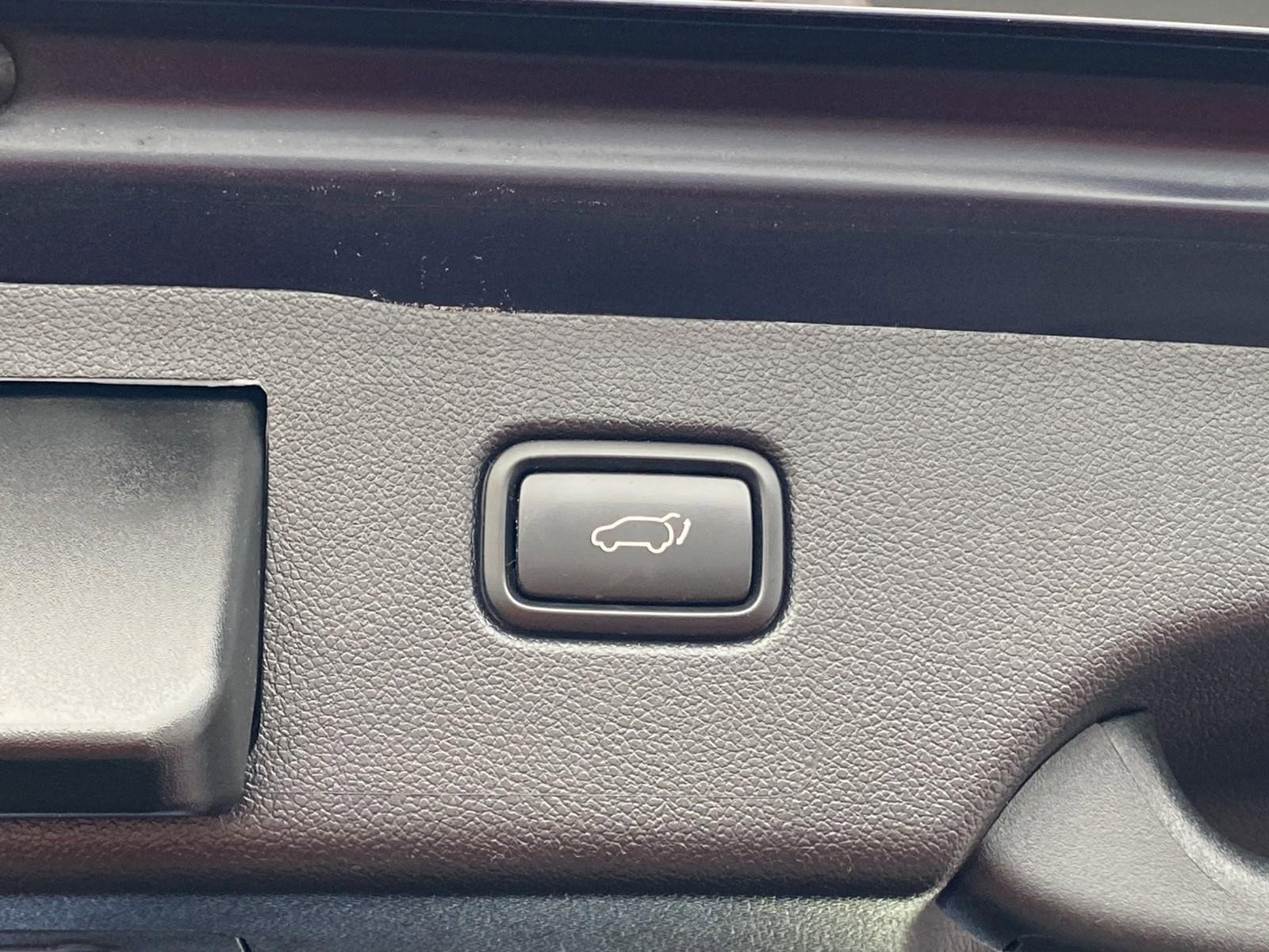 Used 2020 Kia Sorento EX image 19