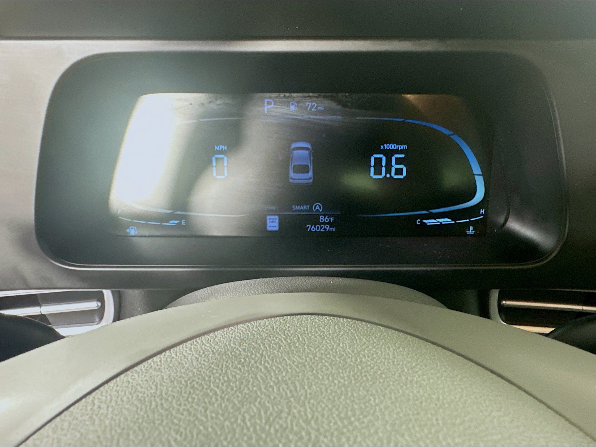 Used 2024 Hyundai Elantra SE FWD image 19