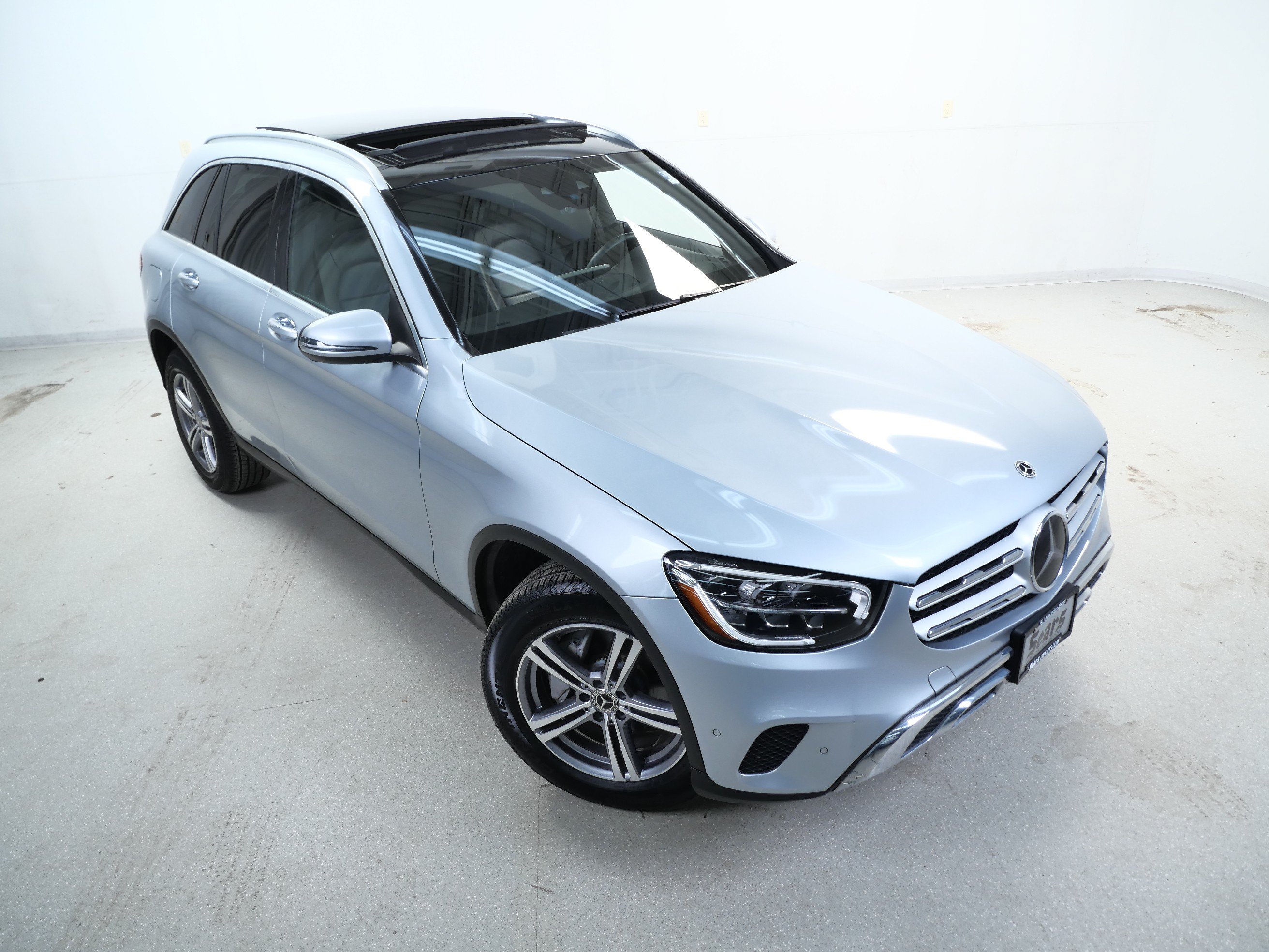 Certified 2021 Mercedes-Benz GLC 300 4MATIC image 4