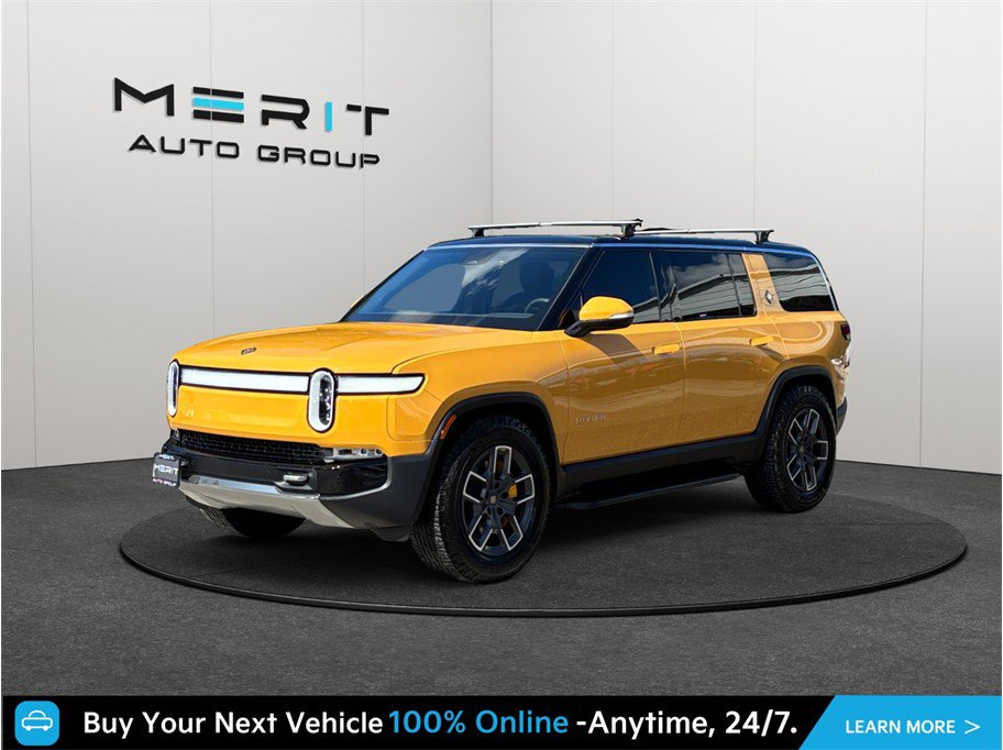 Used 2023 Rivian R1S AWD Adventure Quad image 4