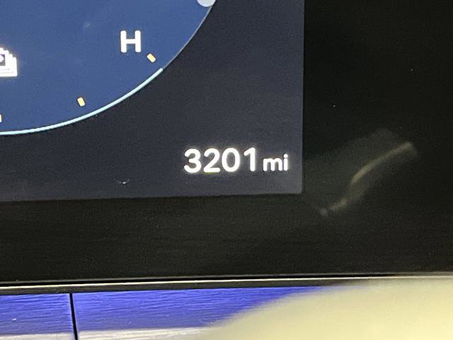 Used 2024 Hyundai Santa Fe Limited image 6