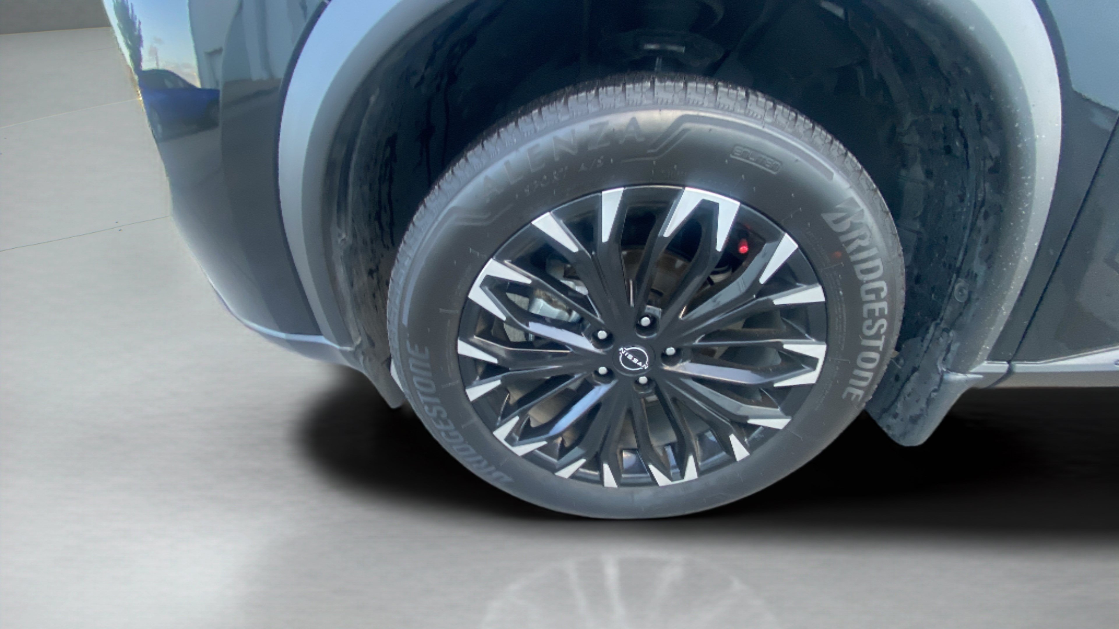 Used 2026 Nissan Rogue Dark Armor FWD image 28