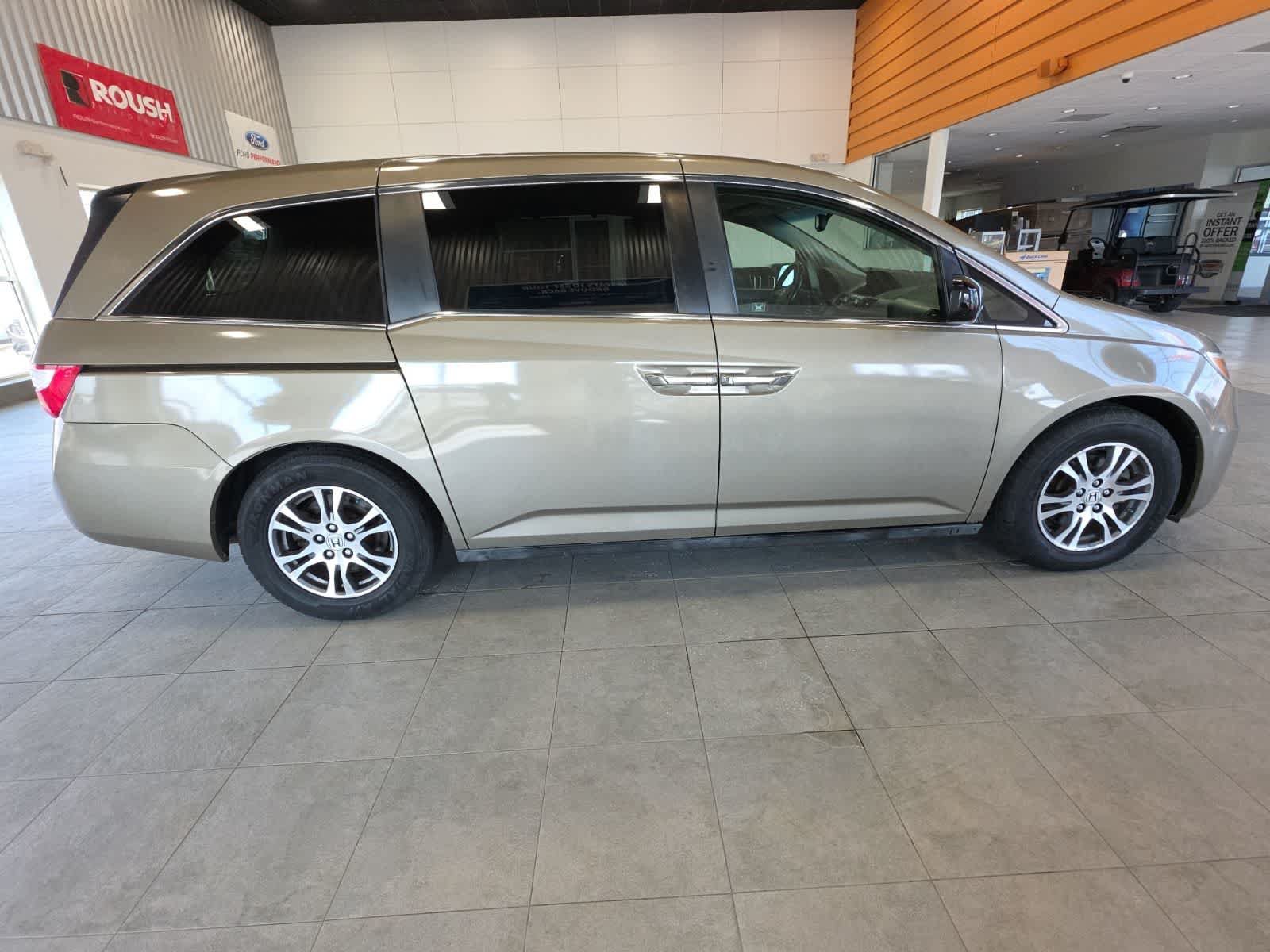 Used 2011 Honda Odyssey EX-L image 6
