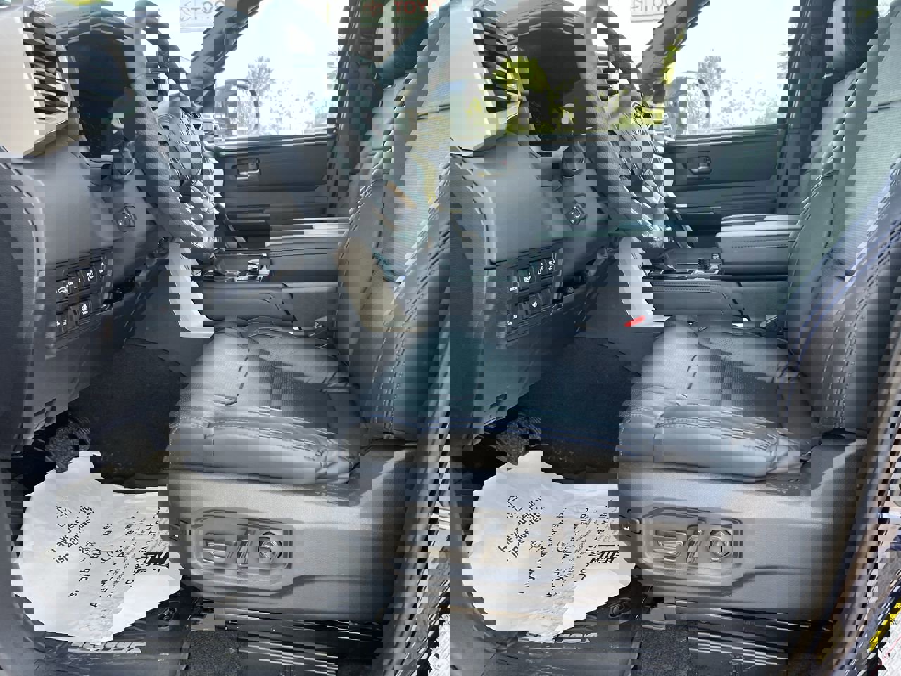 Used 2026 Toyota Sequoia Platinum image 16