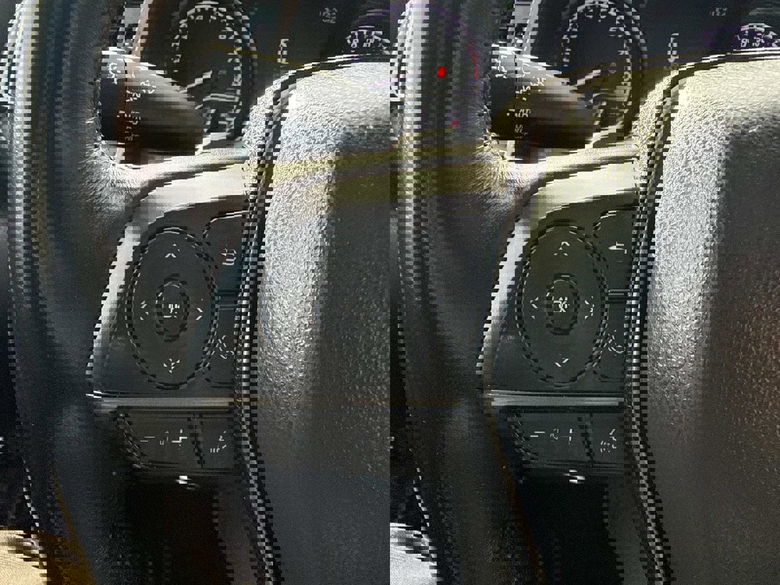 Used 2023 Toyota Camry SE w/ Cold Weather Package image 29