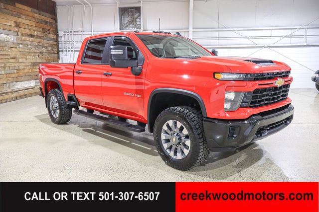 Used 2024 Chevrolet Silverado 2500 Custom w/ Custom Value Package AWD/4WD image 2