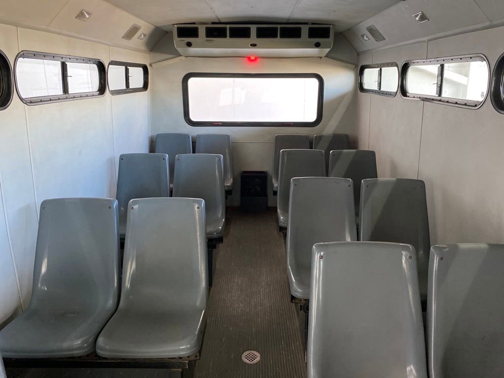 Used 2012 Ford E-450 and Econoline 450 Super Duty w/ Shuttle Bus Prep Pkg image 29