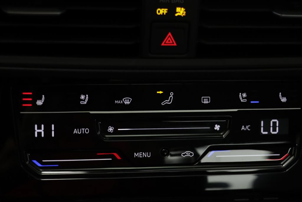 New 2027 Volkswagen Jetta SEL FWD image 12