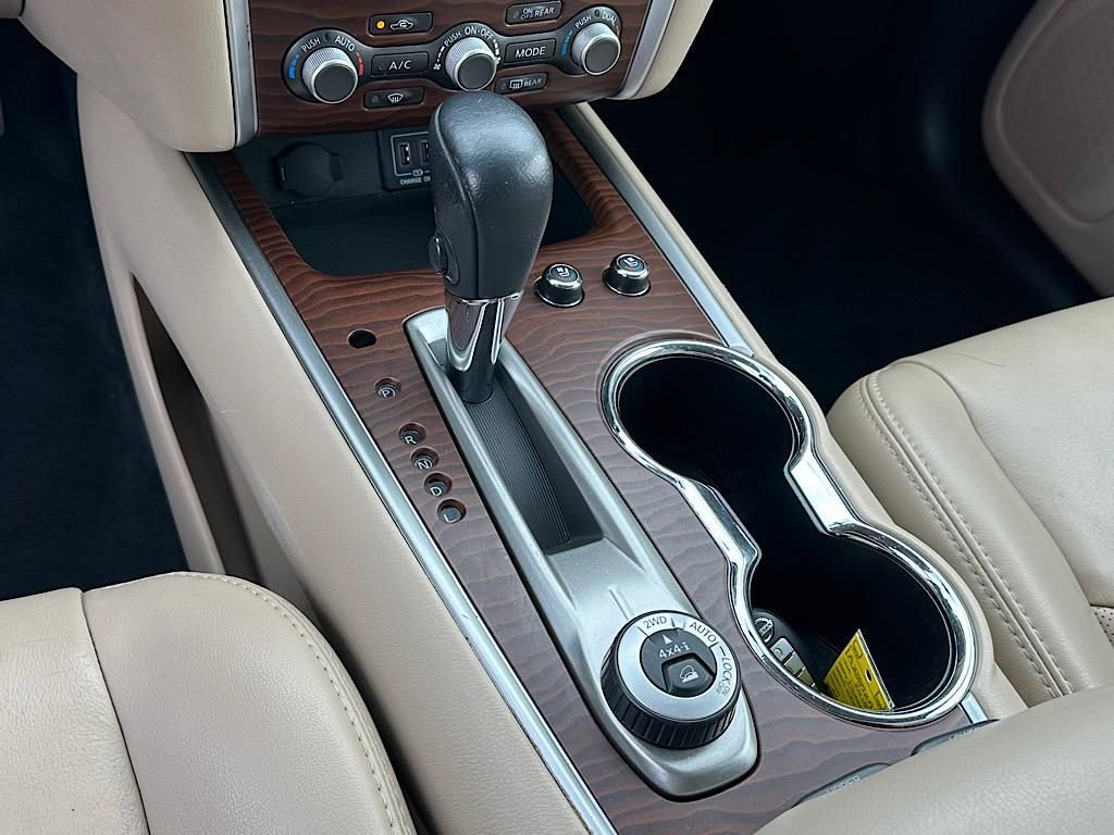 Used 2018 Nissan Pathfinder Platinum image 29