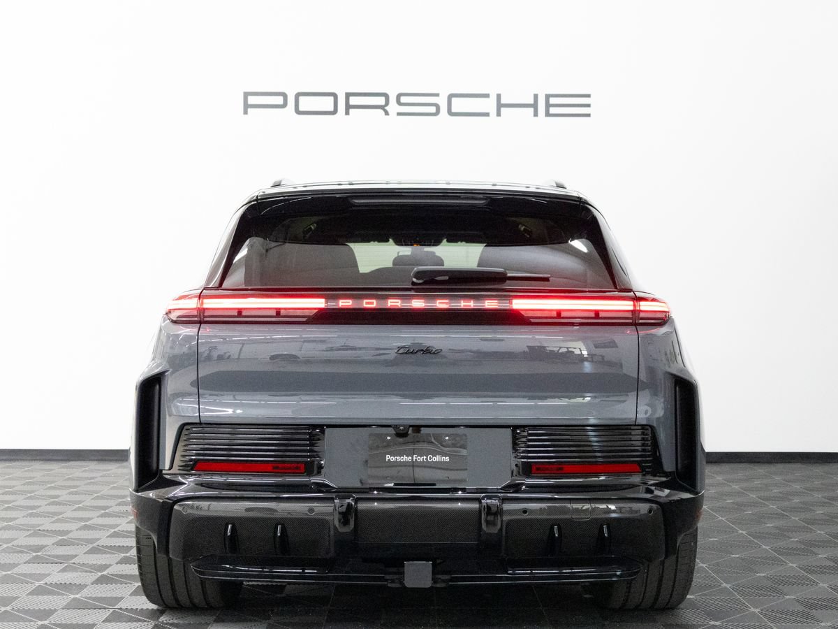 New 2026 Porsche Cayenne Turbo AWD/4WD image 6