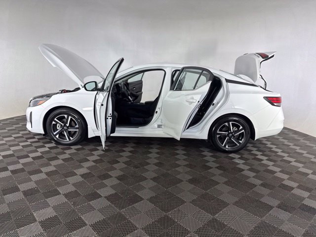 Certified 2025 Nissan Sentra SV w/ All-Weather Package FWD image 9