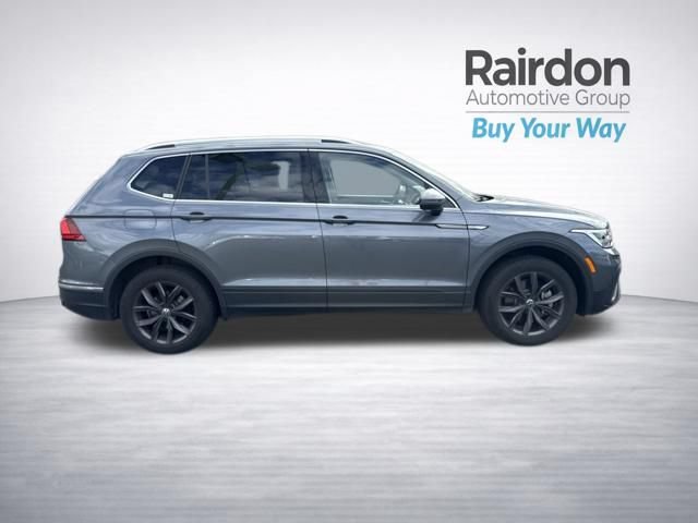 Used 2024 Volkswagen Tiguan SE AWD/4WD image 8