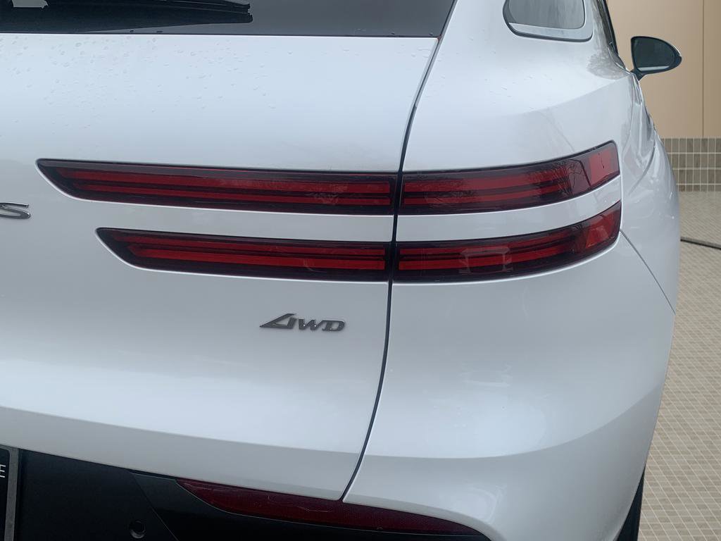 Certified 2026 Genesis GV70 2.5T Select image 13