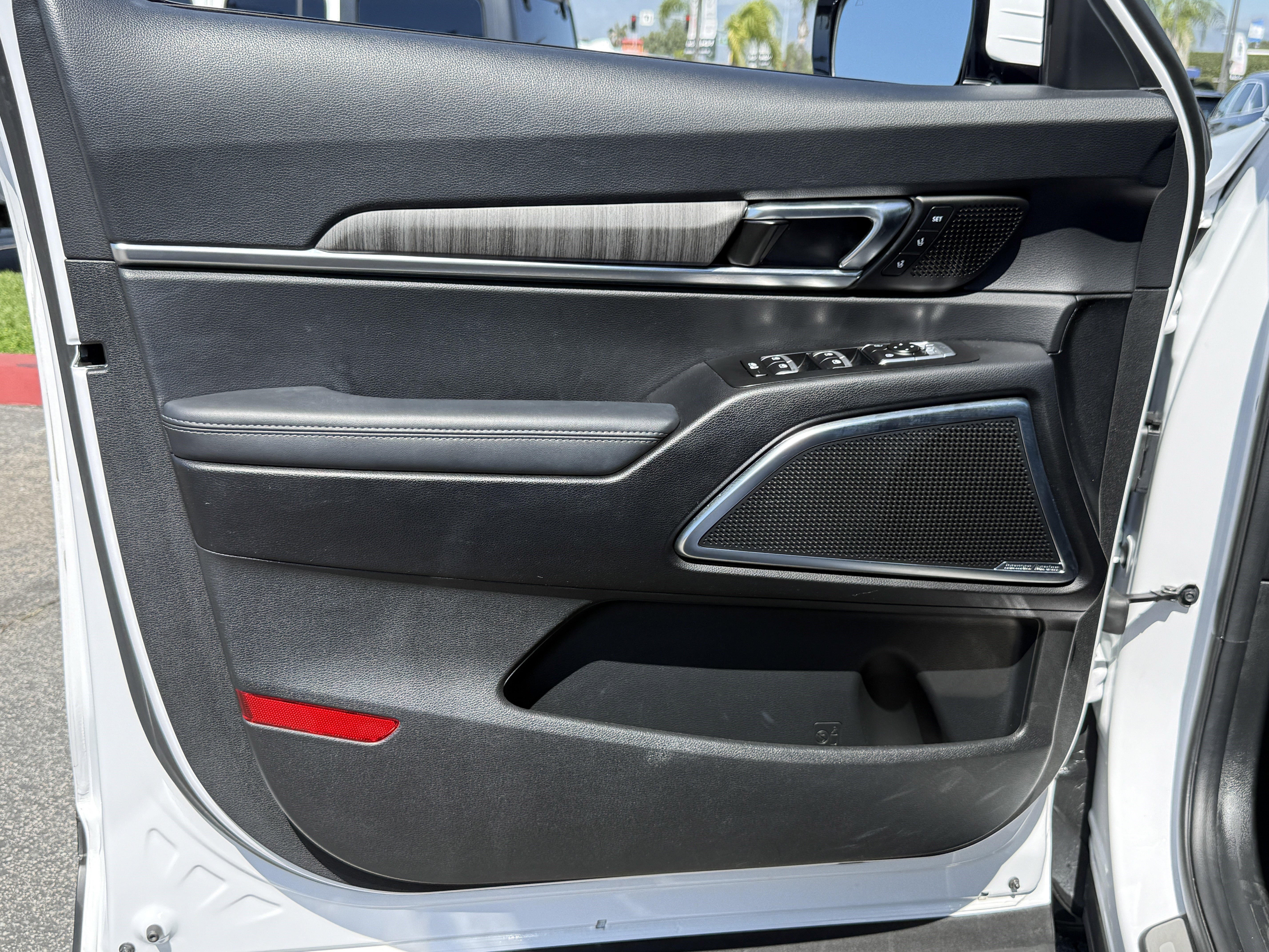 Certified 2024 Kia Telluride SX image 13