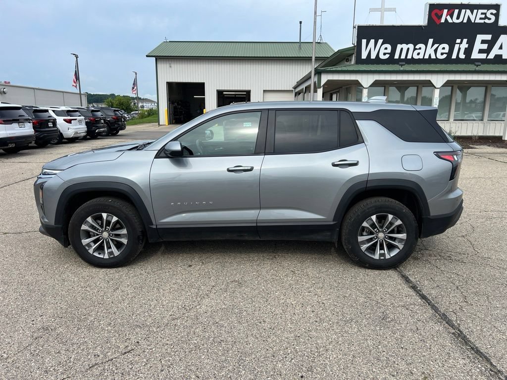 Used 2025 Chevrolet Equinox LT AWD/4WD image 6