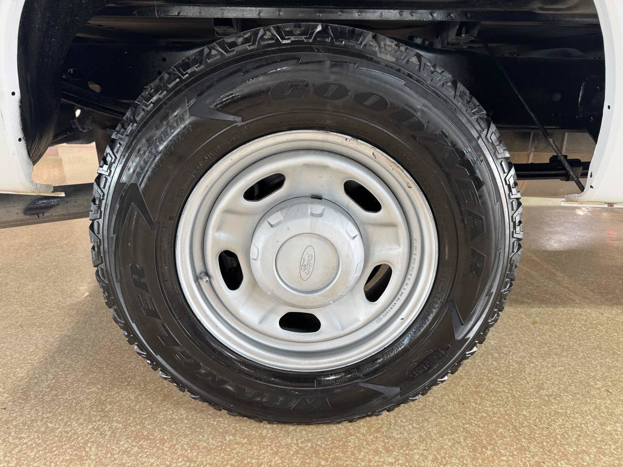 Used 2015 Ford F250 XL w/ Power Equipment Group RWD image 35