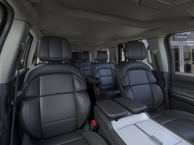 New 2026 Lincoln Navigator Premiere AWD/4WD image 10