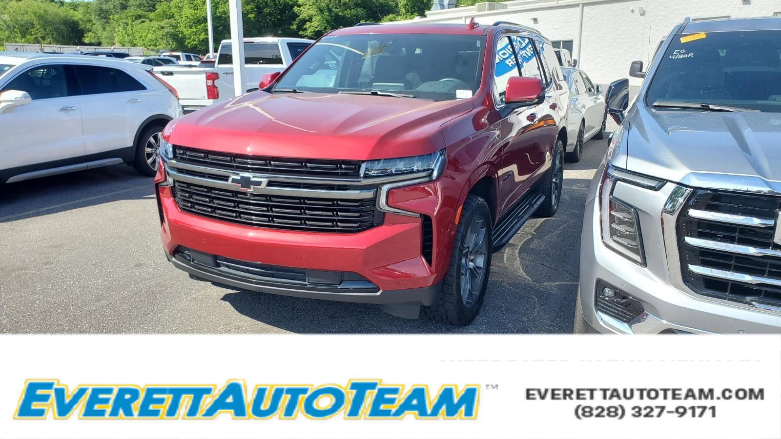 Used 2022 Chevrolet Tahoe RST w/ Luxury Package AWD/4WD image 1