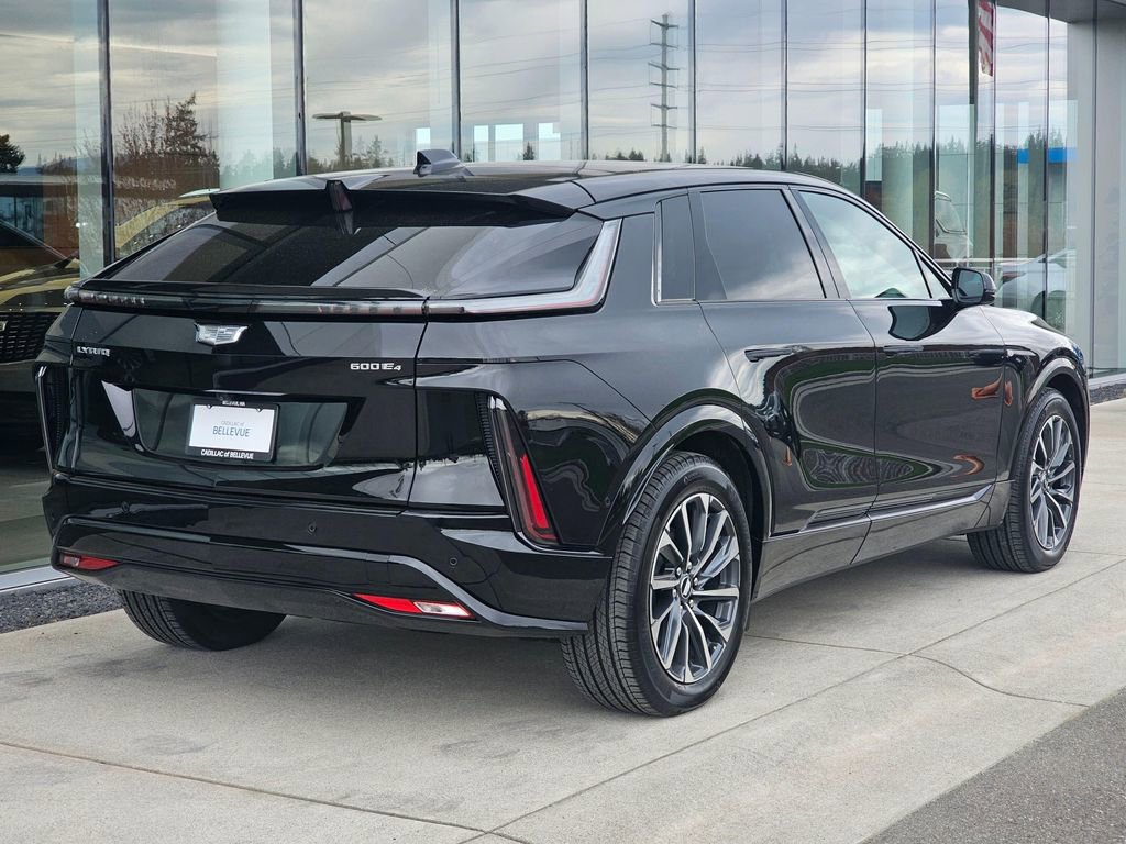 Used 2025 Cadillac Lyriq Sport image 5