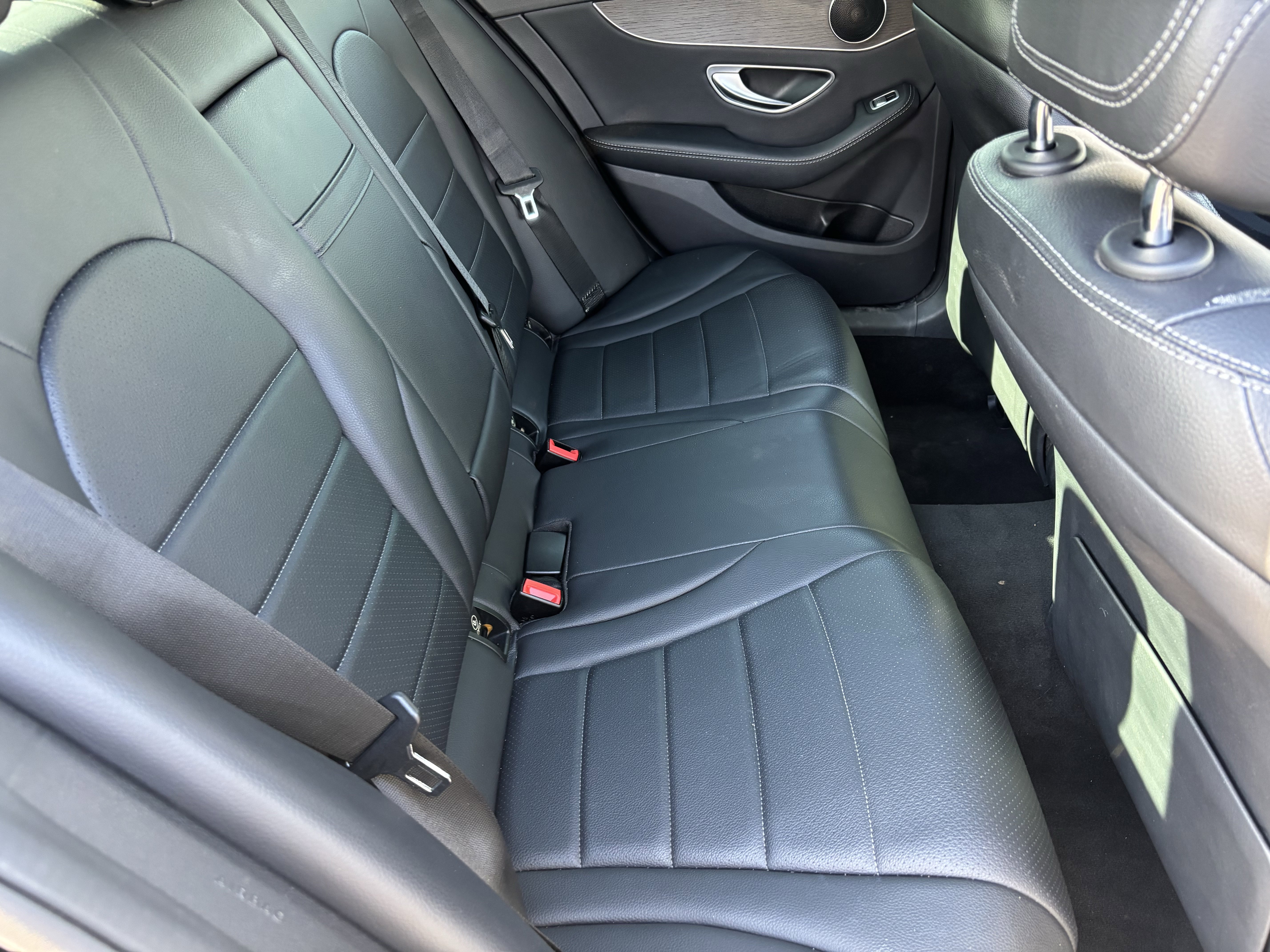 Used 2019 Mercedes-Benz C 300 Sedan image 11