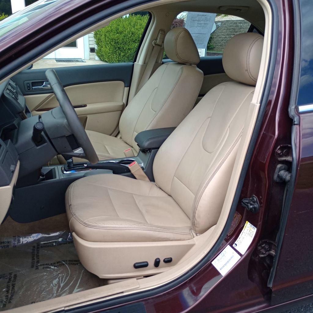 Used 2011 Ford Fusion SEL w/ 302A Rapid Spec Order Code FWD image 15