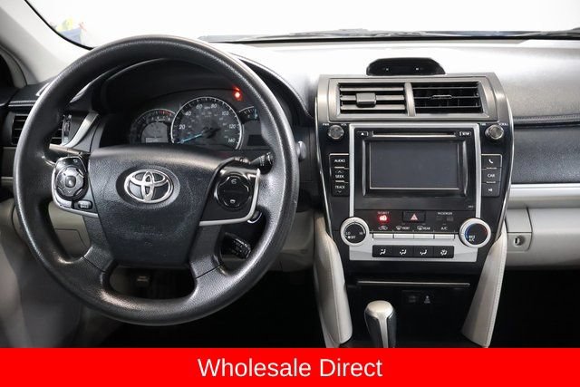 Used 2012 Toyota Camry LE FWD image 13
