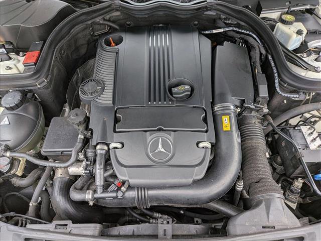 Used 2013 Mercedes-Benz C 250 Sedan image 24