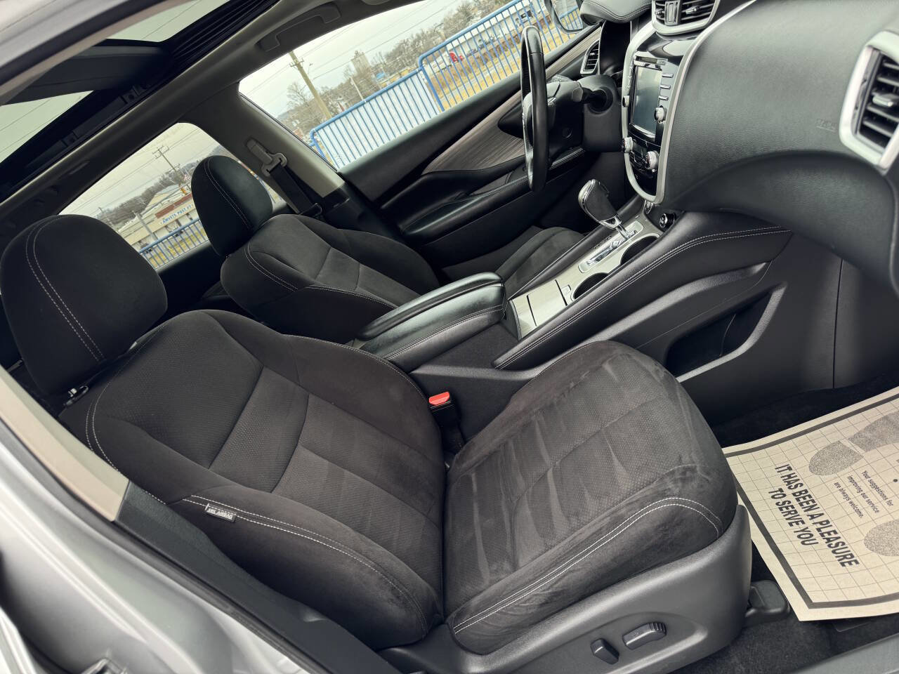 Used 2017 Nissan Murano SV w/ Premium Package image 11