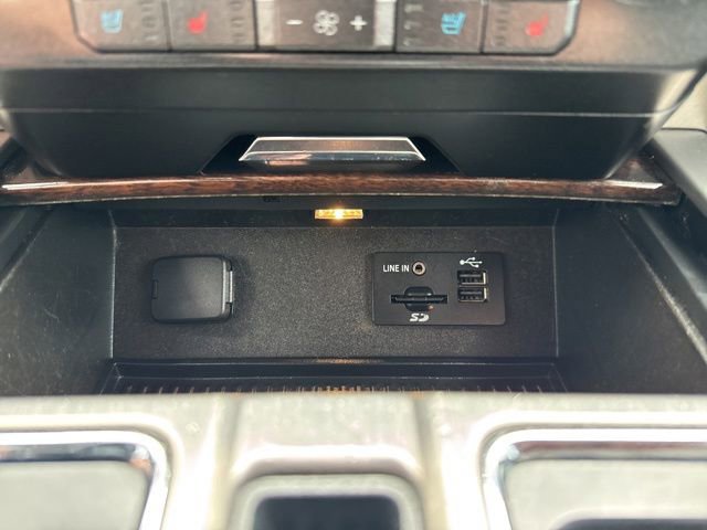 Used 2015 Ford F150 Platinum w/ Equipment Group 701A Luxury AWD/4WD image 42