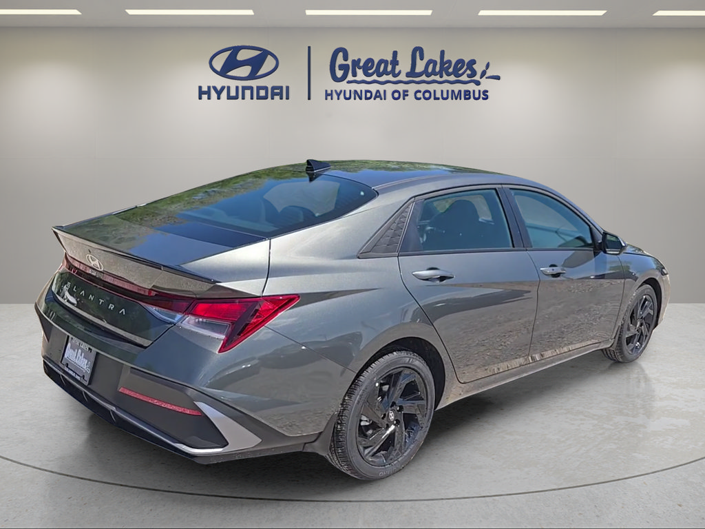 New 2026 Hyundai Elantra Sport FWD image 5