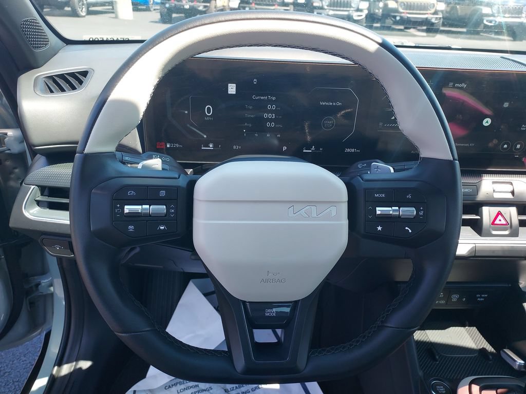 Used 2025 Kia K4 GT-Line w/ GT-Line Premium Package FWD image 17