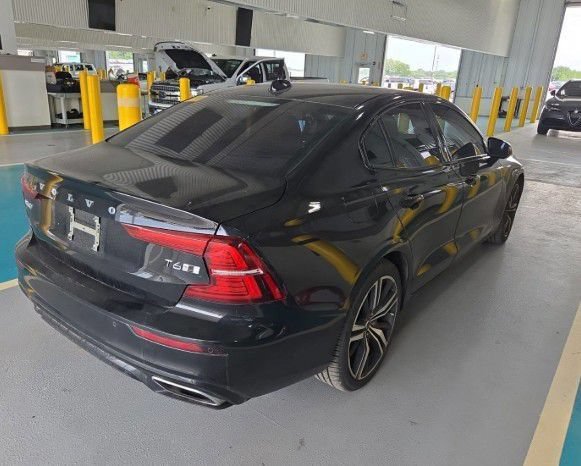 Used 2019 Volvo S60 T6 R-Design AWD/4WD image 3