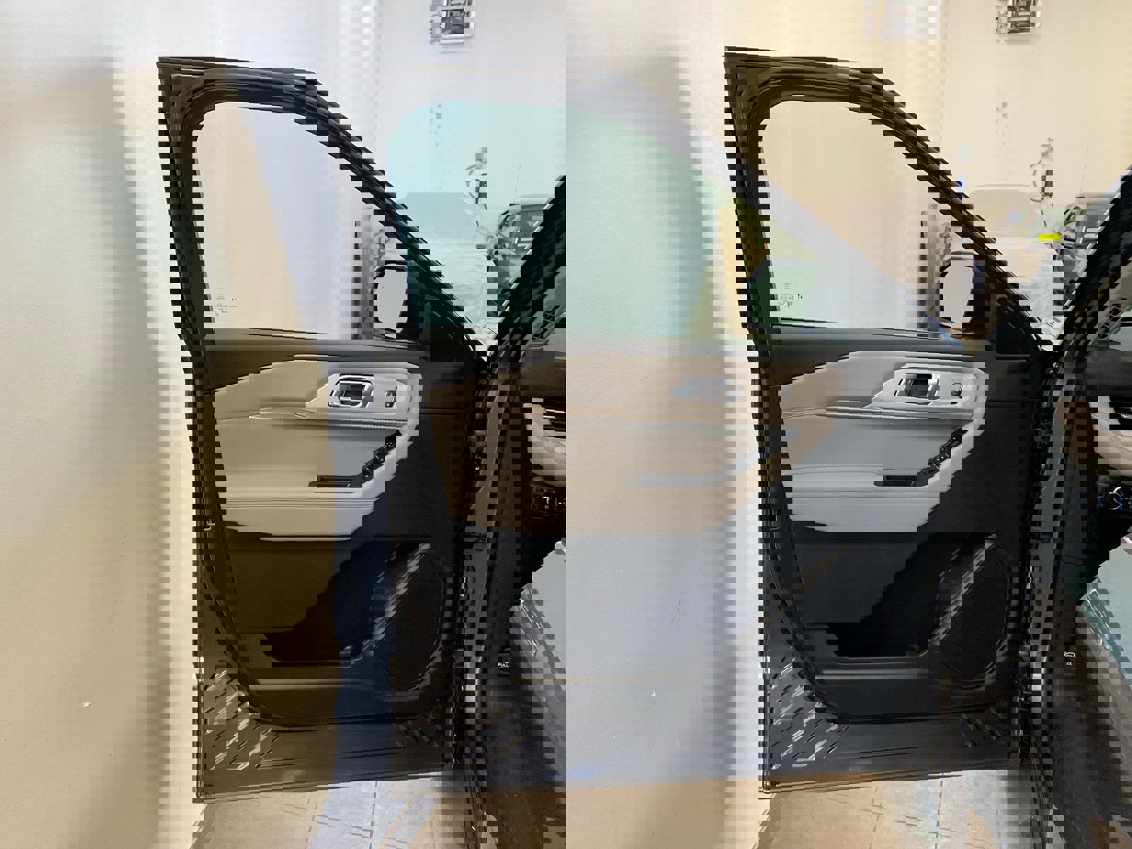 New 2026 Ford Explorer Active w/ Active Comfort Package image 23