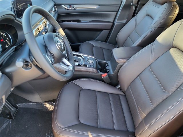New 2025 MAZDA CX-5 Signature image 6