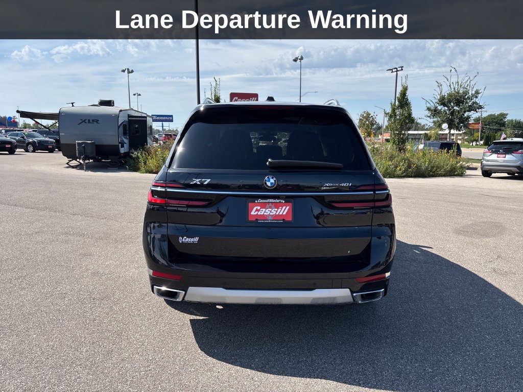Used 2025 BMW X7 xDrive40i w/ Parking Assistance Package AWD/4WD image 5
