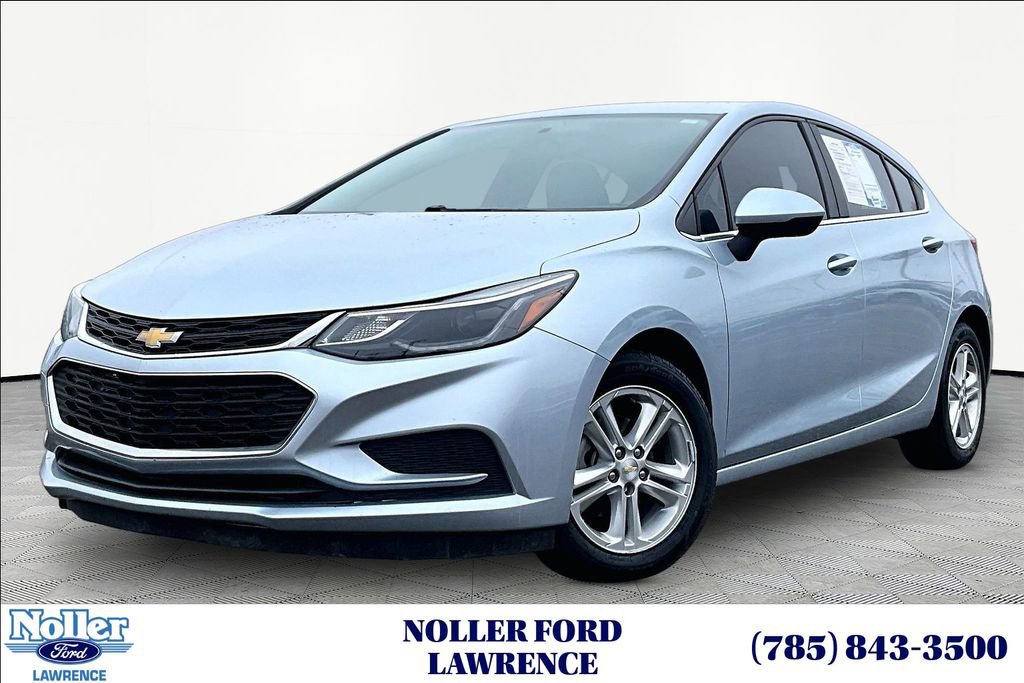 Used 2017 Chevrolet Cruze LT w/ Convenience Package image 1