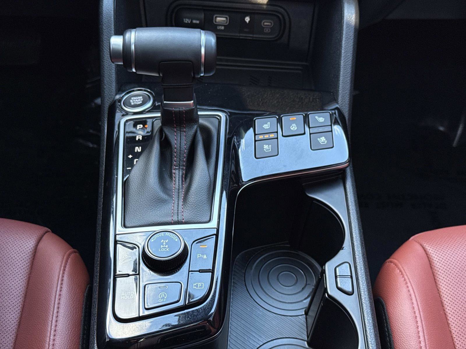 Used 2025 Kia Sportage SX image 7