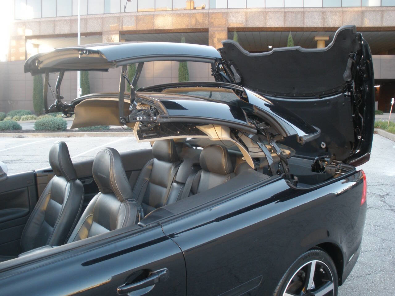 Used 2012 Volvo C70 T5 image 29